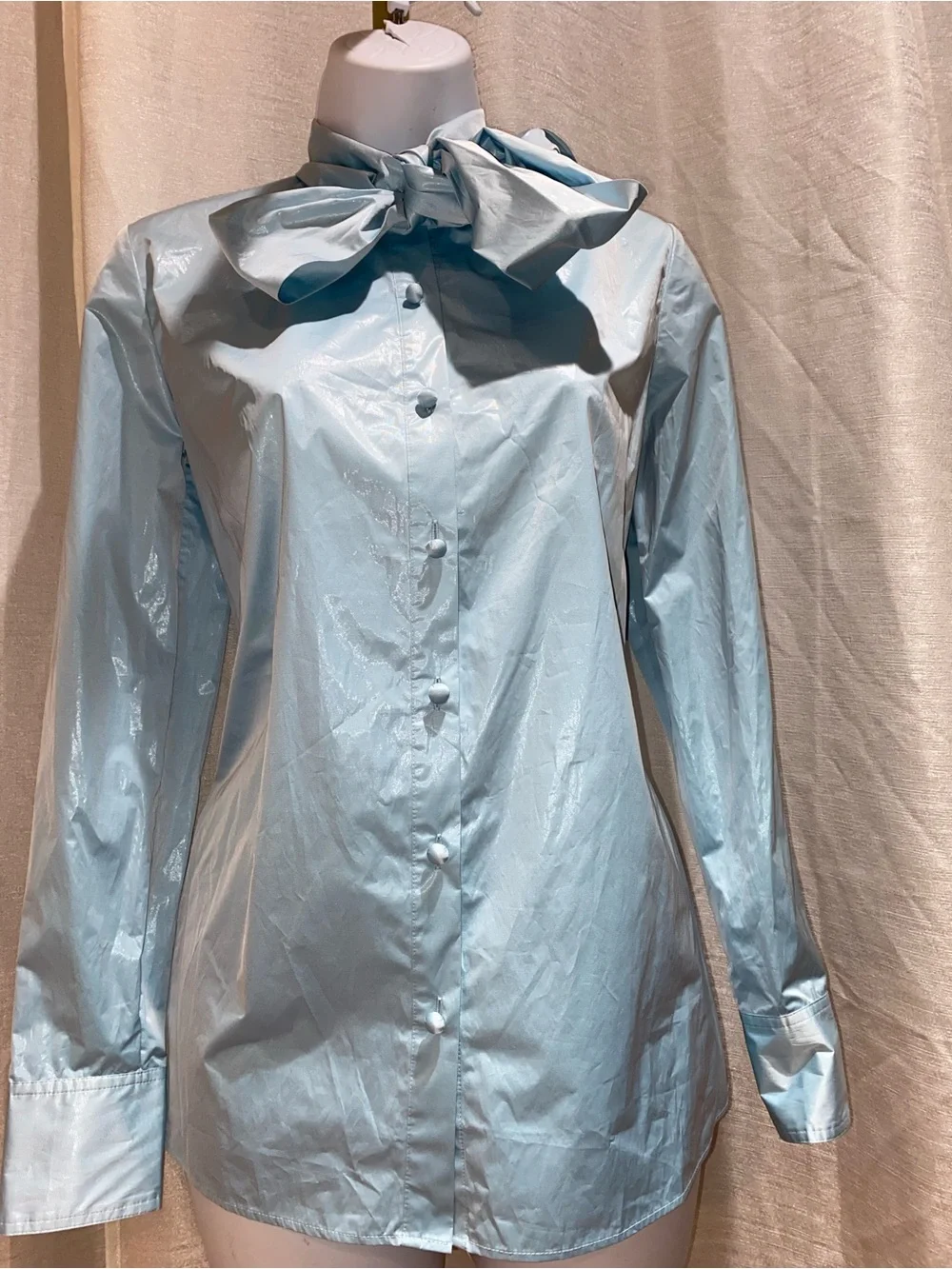 TORY BURCH  Light Blue Tie-Neck Blouse SZ 2